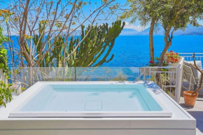 Casa Mamà private access to sea Santa Flavia